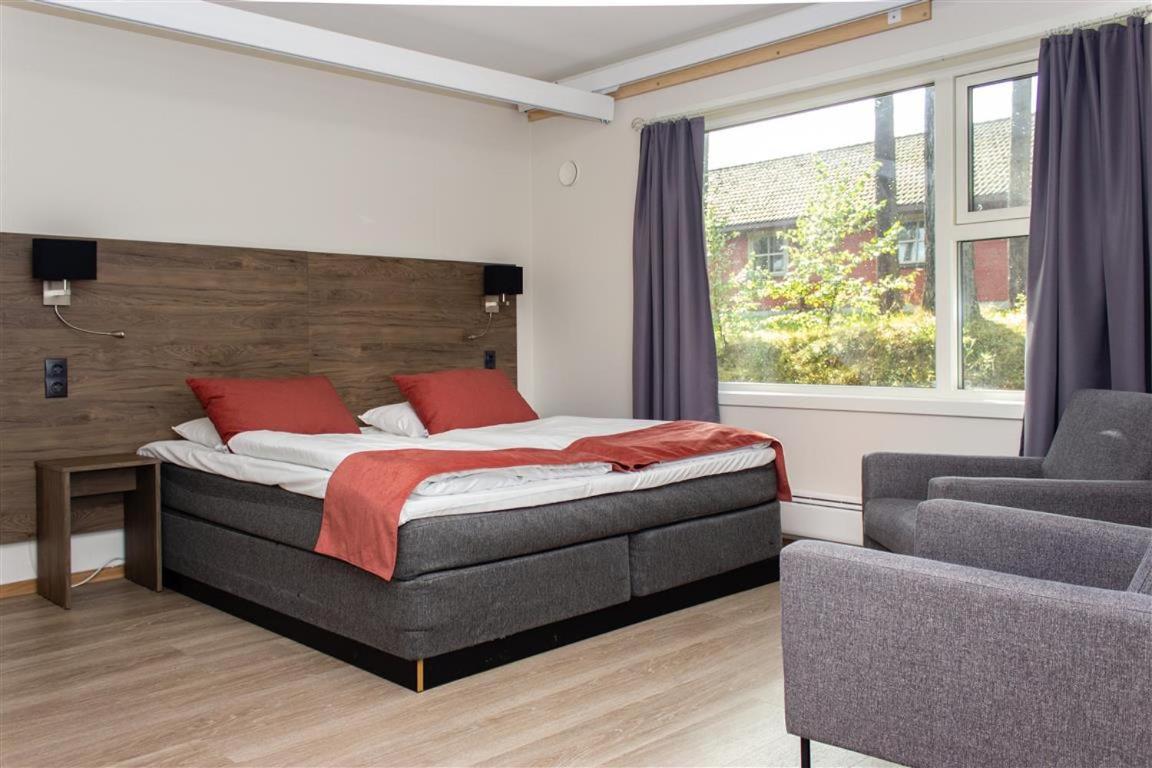 Hotell Fritidsparken Skien Buitenkant foto