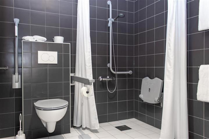 Hotell Fritidsparken Skien Buitenkant foto