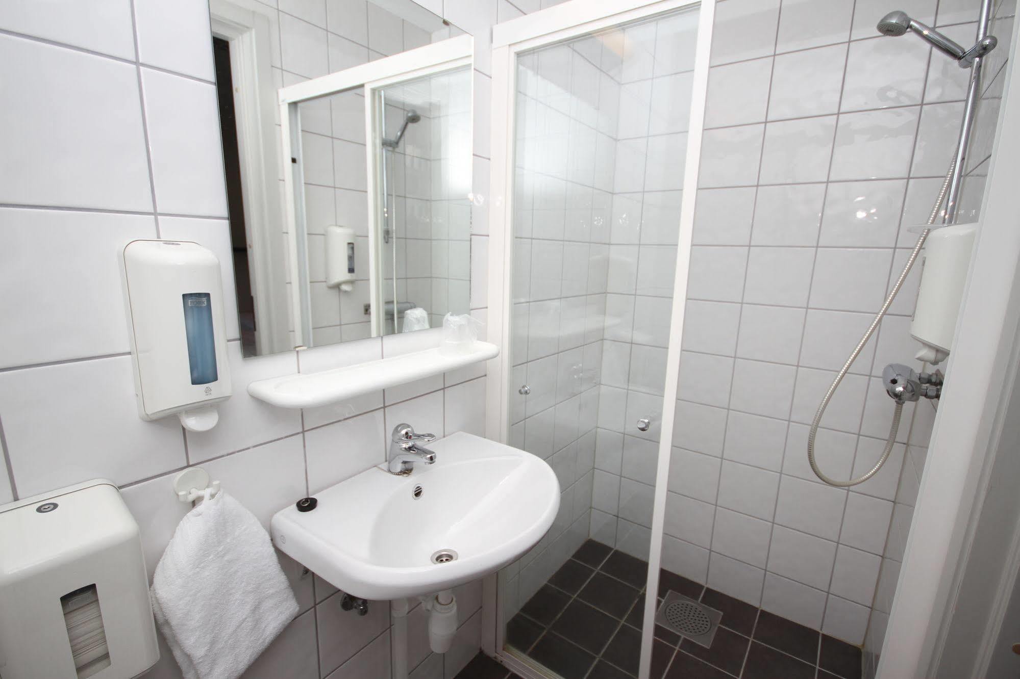 Hotell Fritidsparken Skien Buitenkant foto