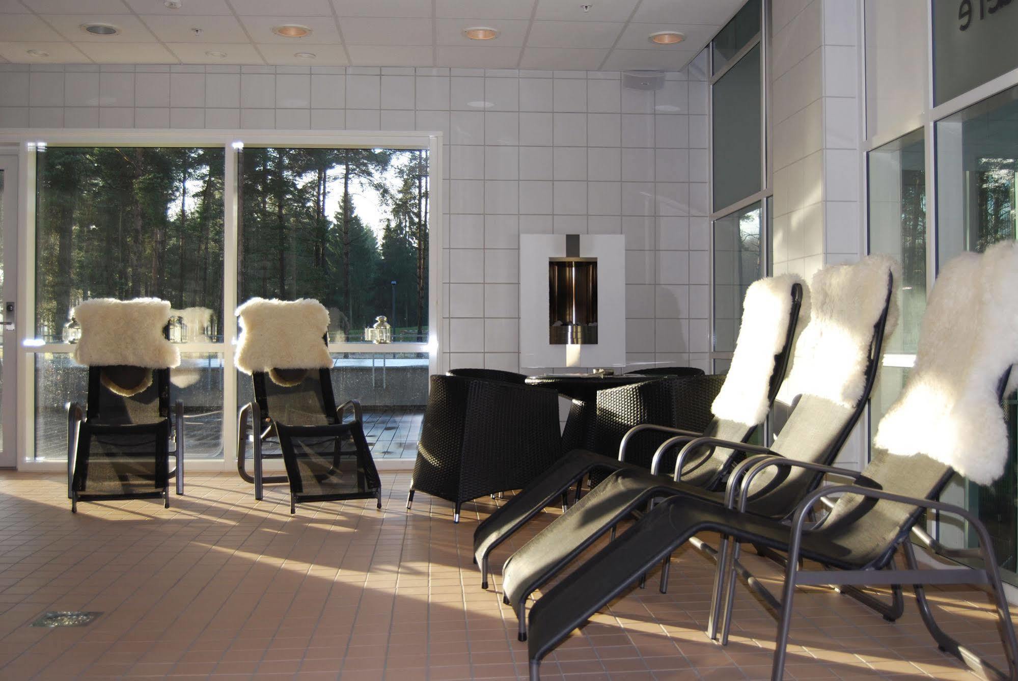 Hotell Fritidsparken Skien Buitenkant foto
